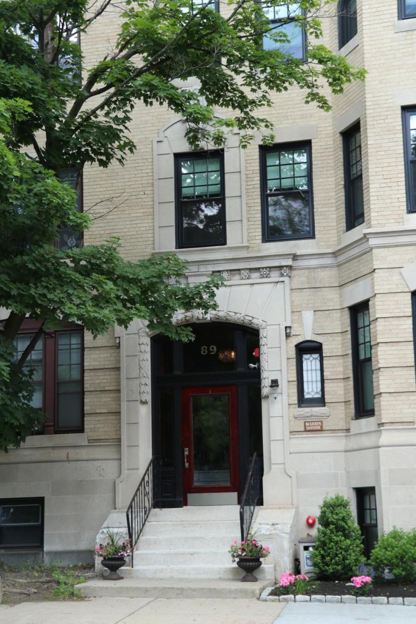 A Stylish Stay W/ A Queen Bed, Heated Floors.. #24 Brookline Exterior foto